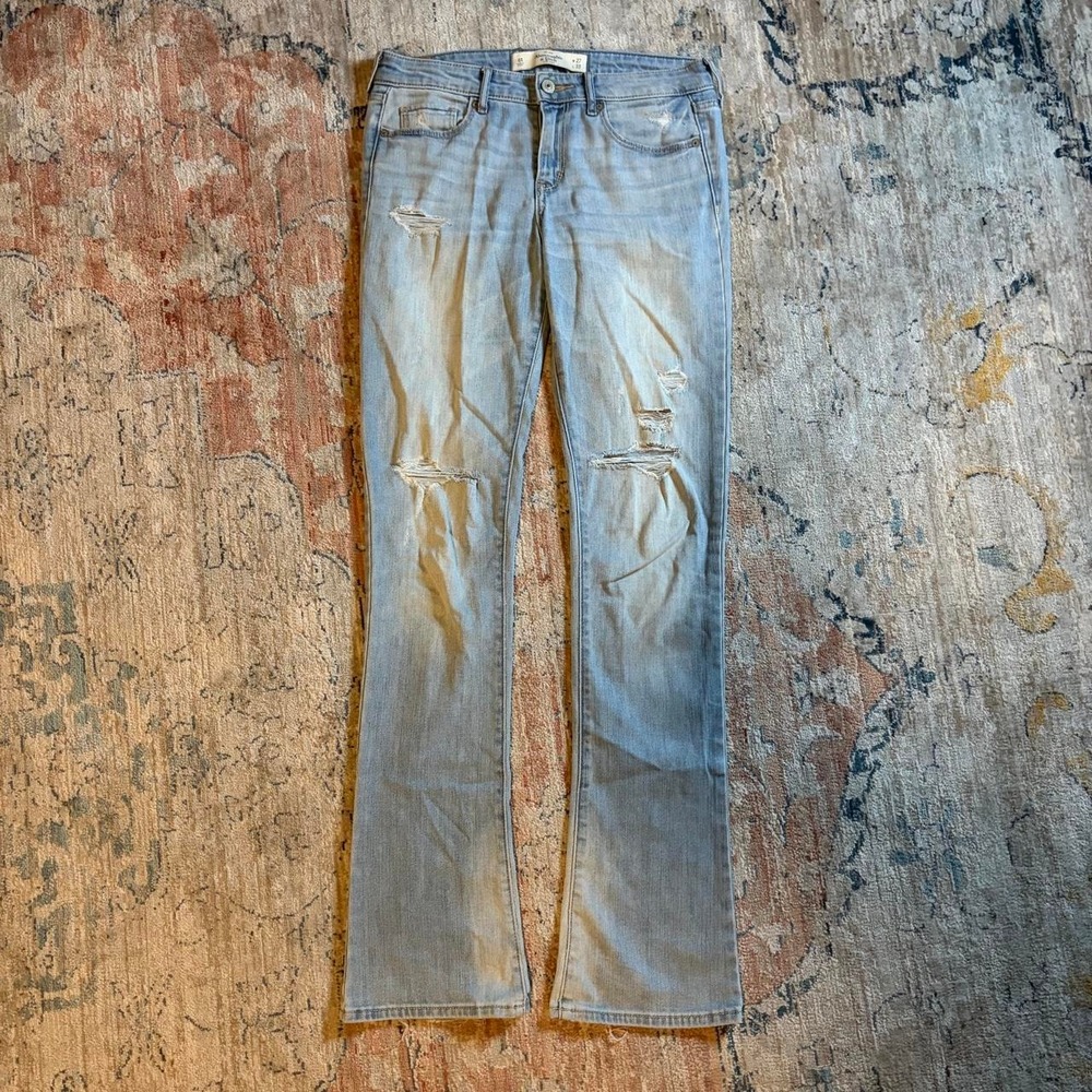 Abercrombie & Fitch Womens 4R Light Wash Distressed Low Rise Flare Bootcut Jeans